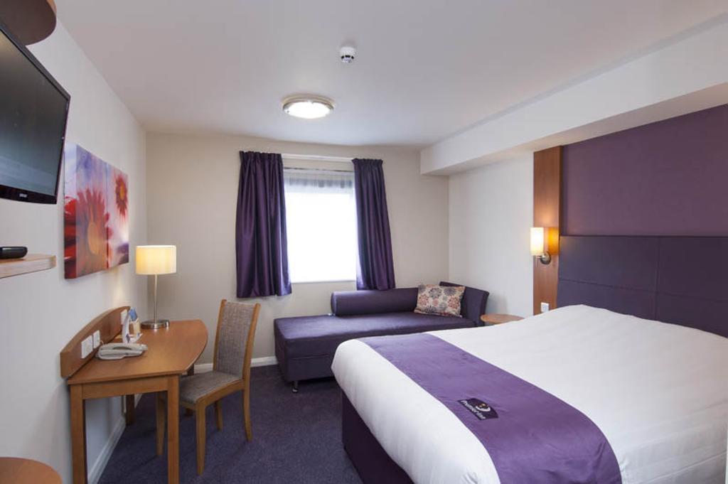 Premier Inn Hemel Hempstead Central 客房 照片